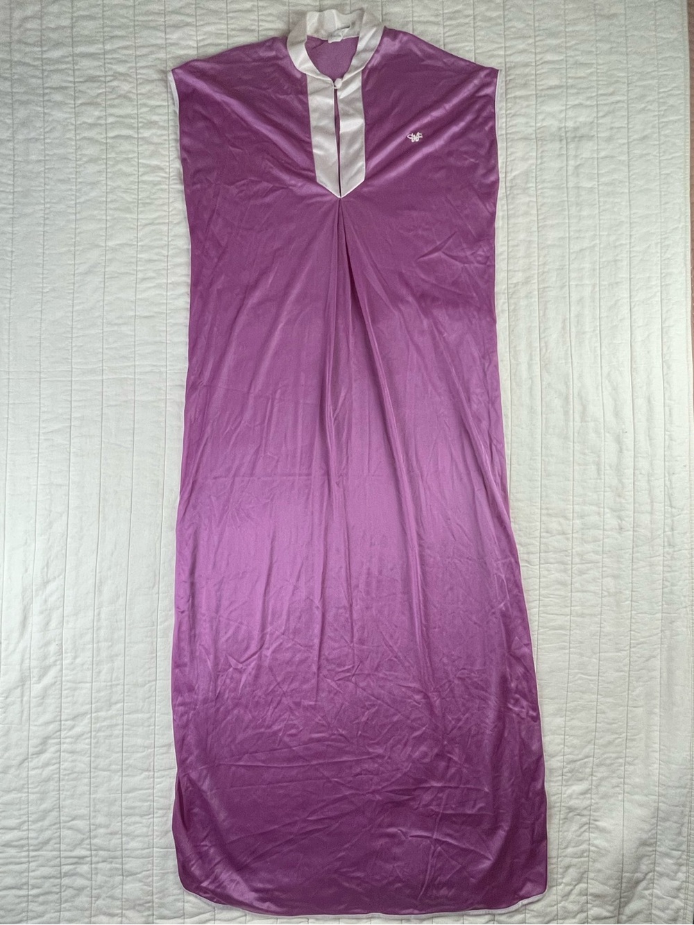 Diane Von Furstenberg 70s Nylon Satin Sleep Gown Nightgown Medium